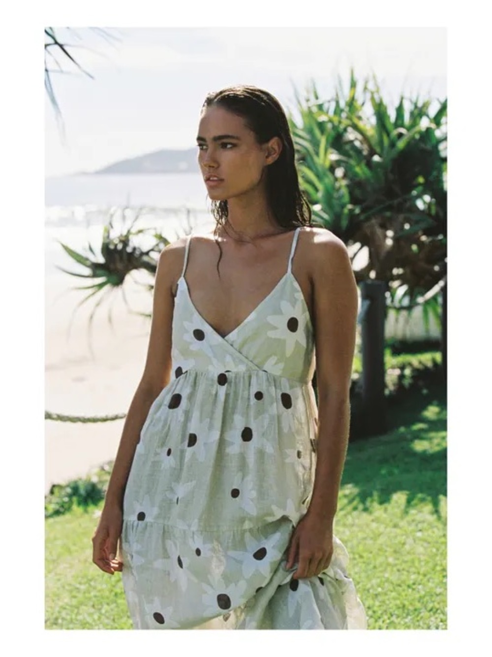 Zulu & Zephyr Paper Flower Linen Dress in pale green - Picture 3 of 4
